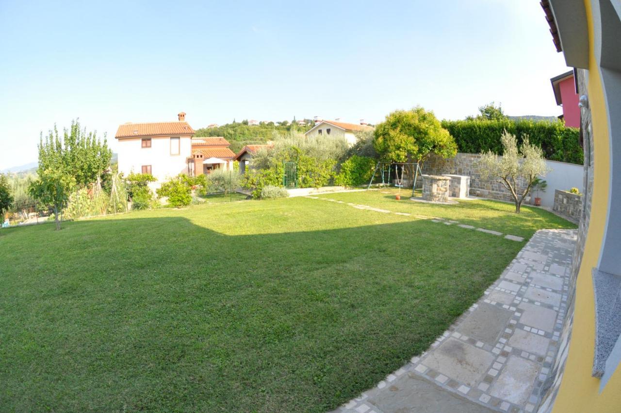 Apartma Brnistra Ginestra Capodistria Esterno foto