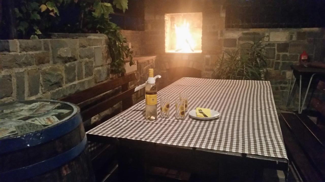 Apartma Brnistra Ginestra Capodistria Esterno foto